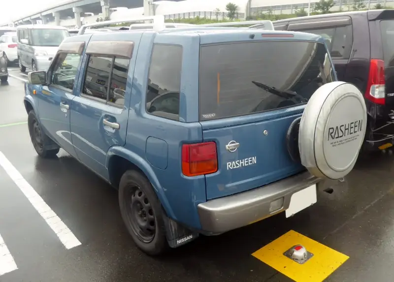 Nissan Rasheen - 3