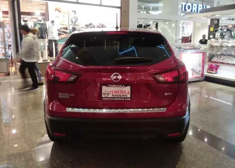 Nissan Rogue Sport - 4