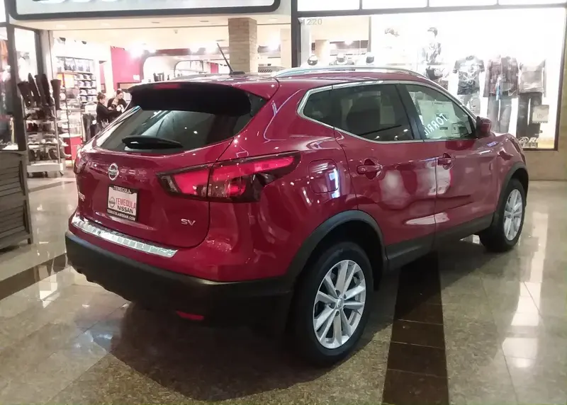 Nissan Rogue Sport - 5