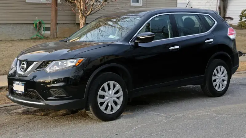 Nissan Rogue - 1