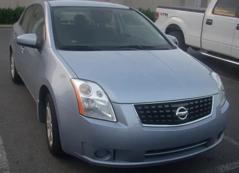 Nissan Sentra - 5