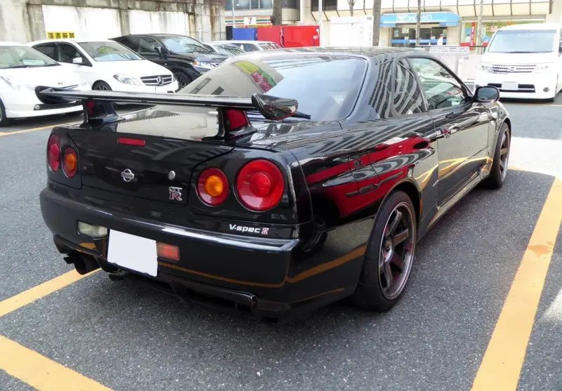 Nissan Skyline - 3