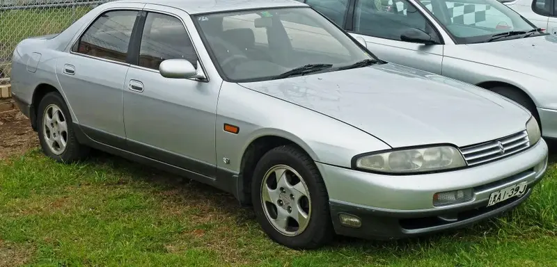 Nissan Skyline Skyline IX (R33)