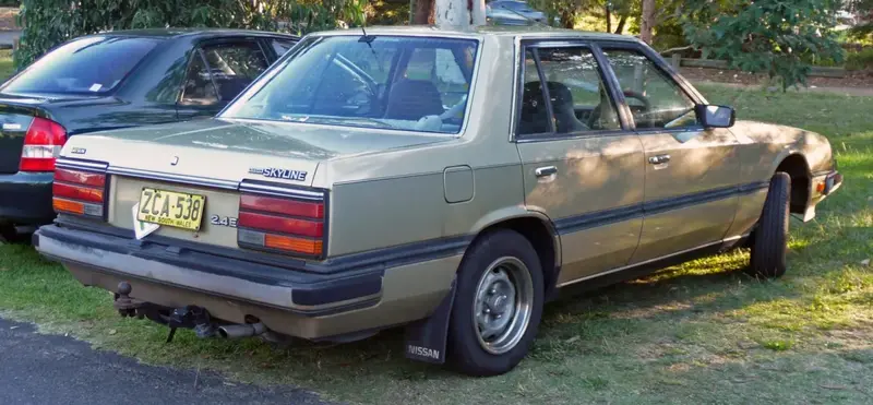 Nissan Skyline - 2