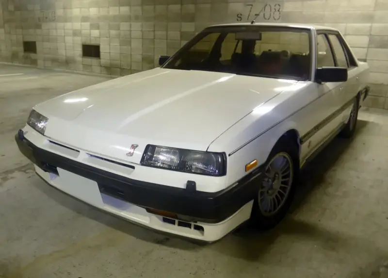 Nissan Skyline - 3