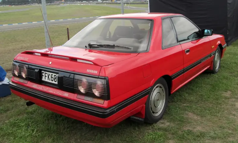 Nissan Skyline - 2