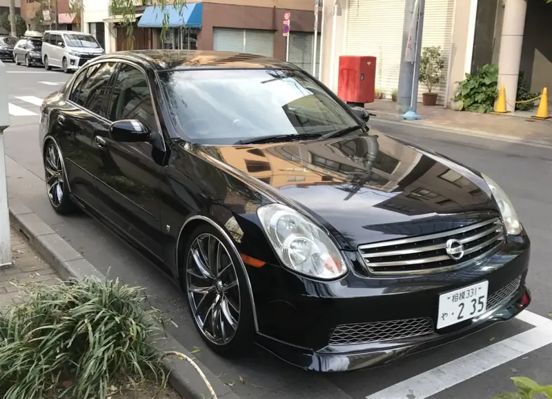 Nissan Skyline - 3