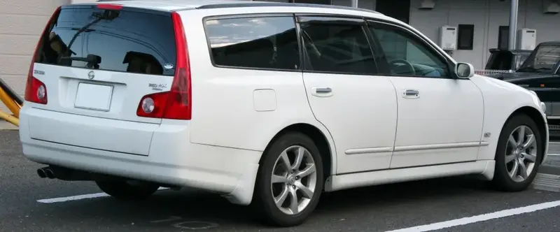 Nissan Stagea - 2