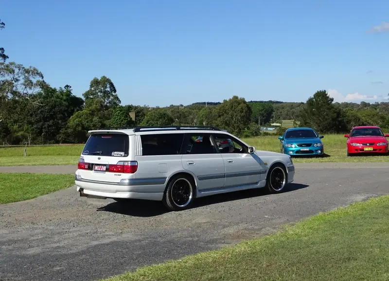 Nissan Stagea - 2