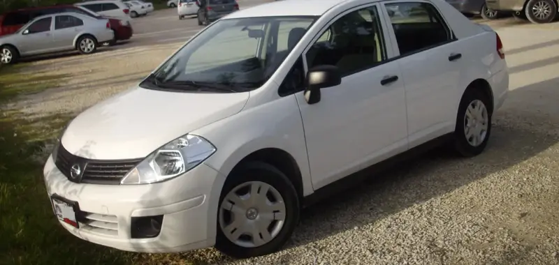 Nissan Tiida - 3