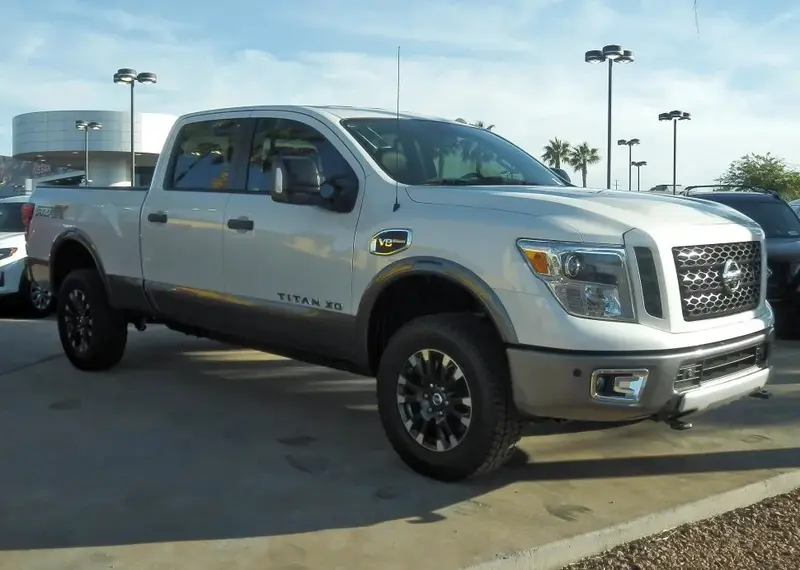 Nissan Titan Titan II XD Crew Cab