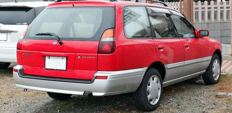 Nissan Wingroad - 4