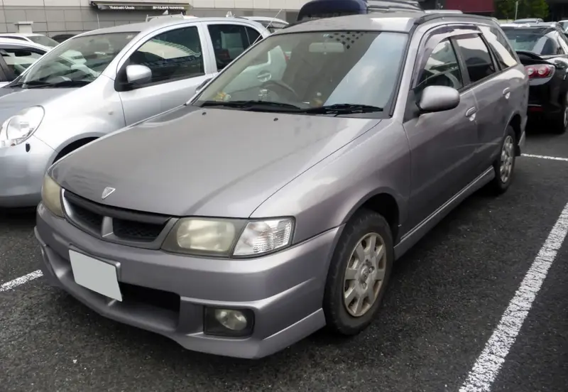 Nissan Wingroad - 3