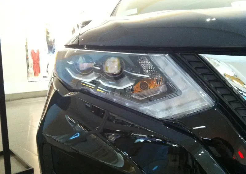 Nissan X-Trail - 4