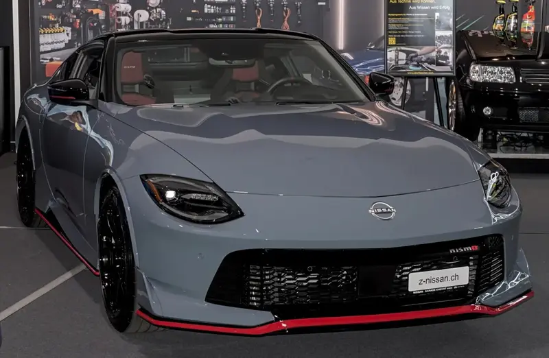 Nissan Z - 4