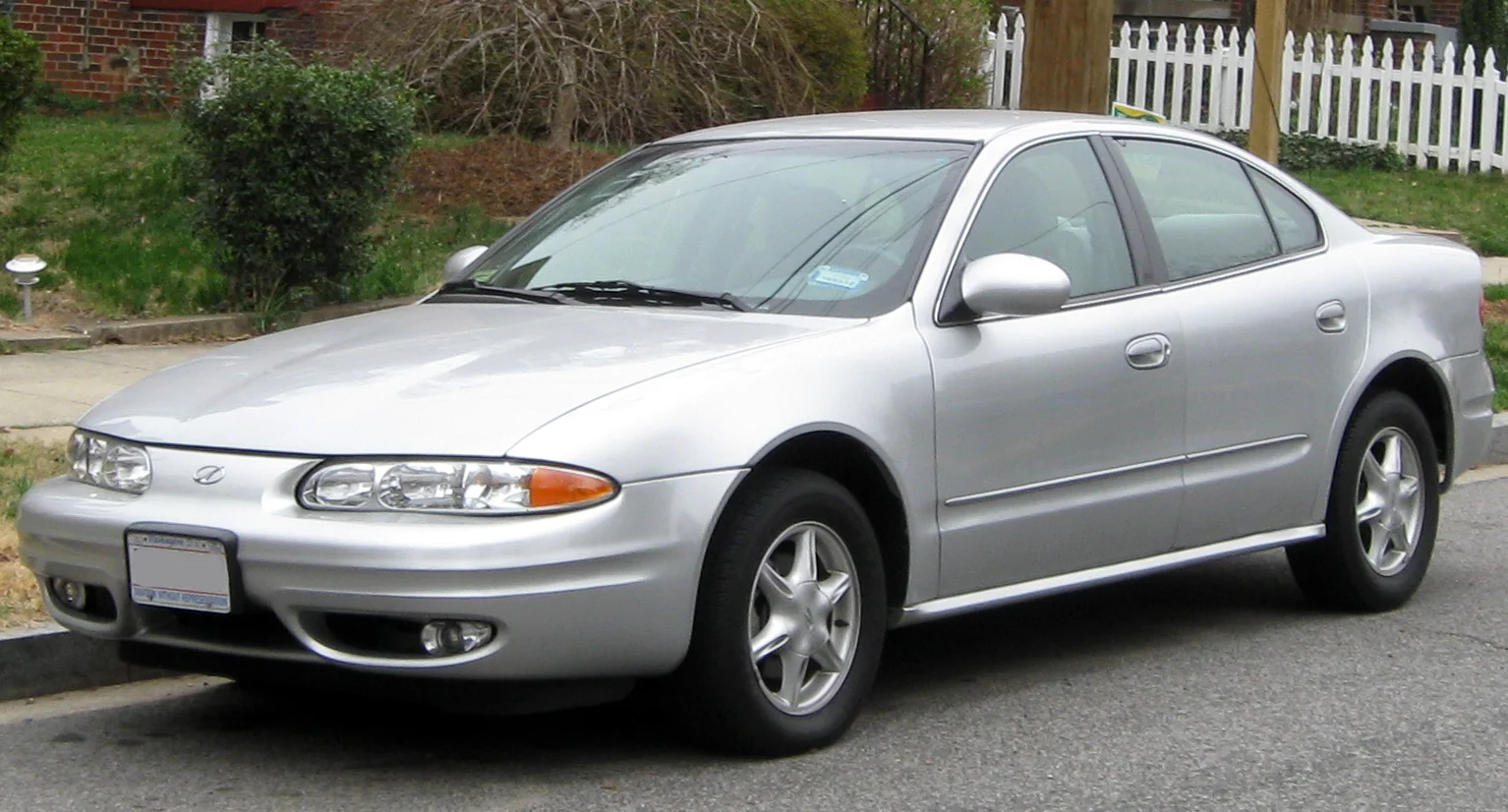 Oldsmobile Alero Alero
