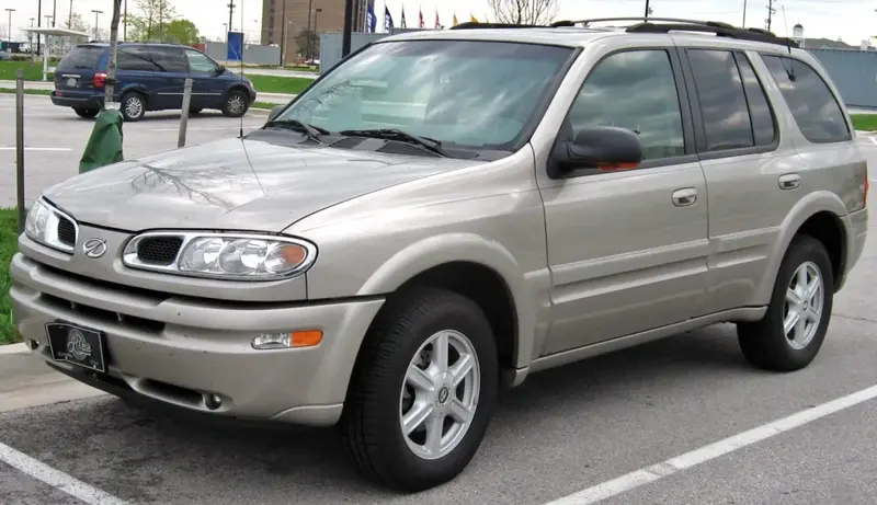 Oldsmobile Bravada - 3