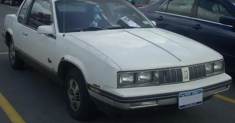 Oldsmobile Cutlass Cutlass Calais