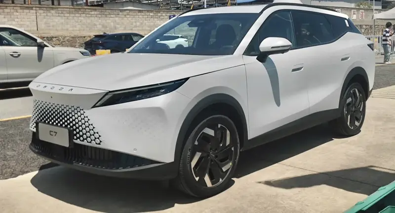 Omoda C7 C7