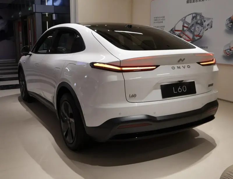 Onvo L60 L60 85 kWh (326 bg) Long Range - görsel 4