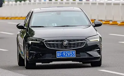 Opel Insignia Insignia Grand Sport (B)
