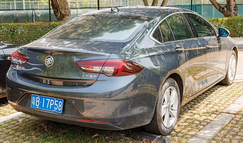 Opel Insignia - 3