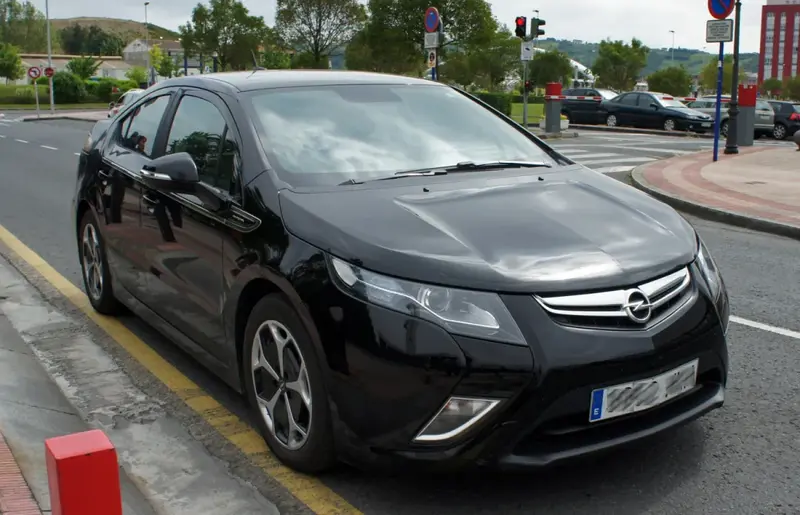 Opel Ampera - 2