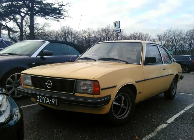 Opel Ascona - 3