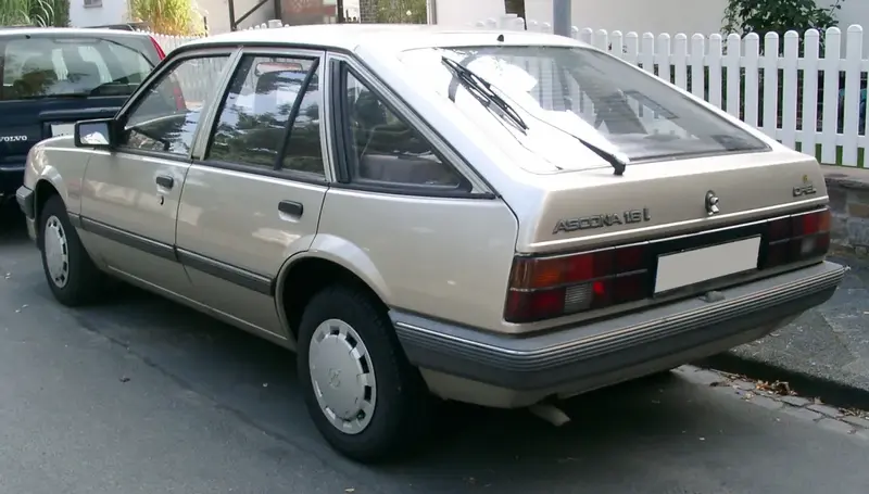 Opel Ascona - 2