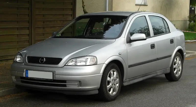 Opel Astra - 3