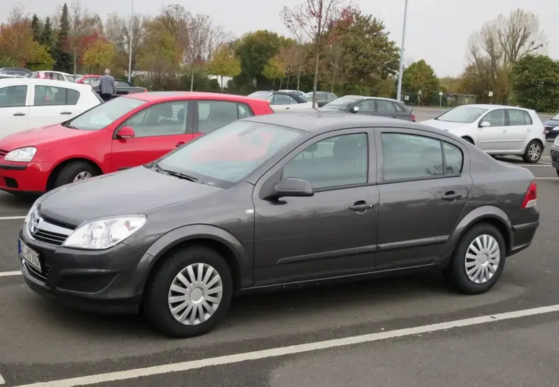 Opel Astra - 4