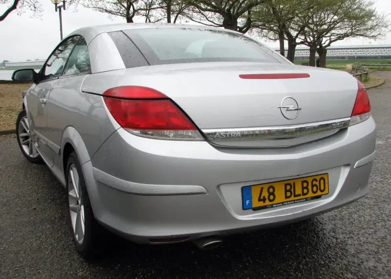 Opel Astra - 2