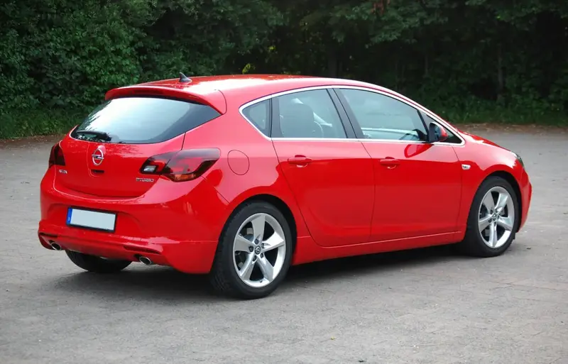 Opel Astra - 2