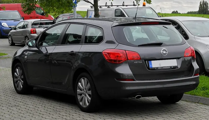 Opel Astra Astra J 1.7 CDTI (110 bg) - görsel 6