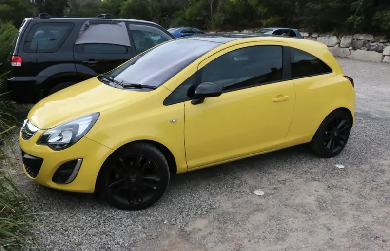 Opel Corsa - 2