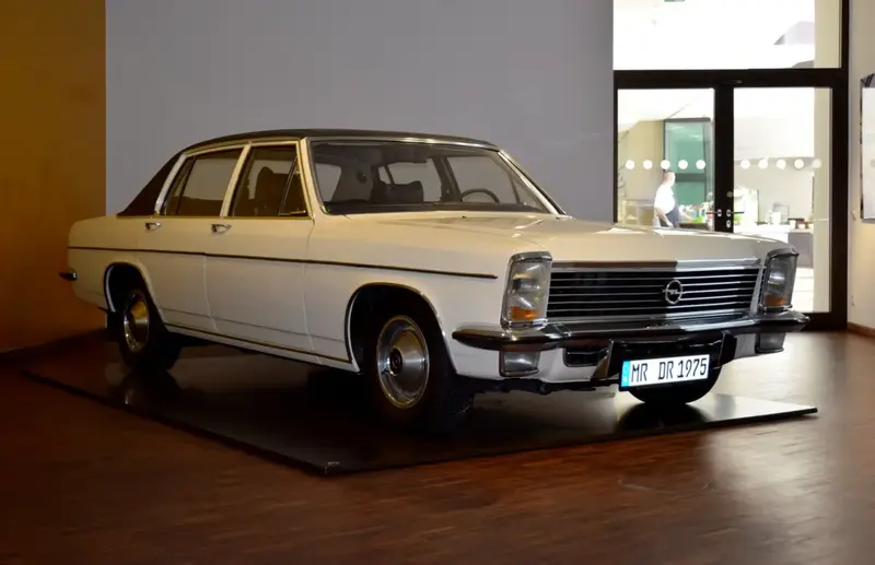 Opel Diplomat - 4