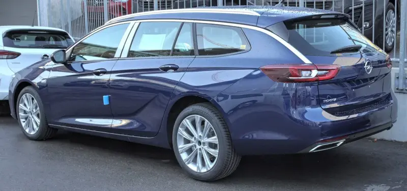 Opel Insignia - 2