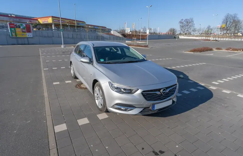 Opel Insignia - 2
