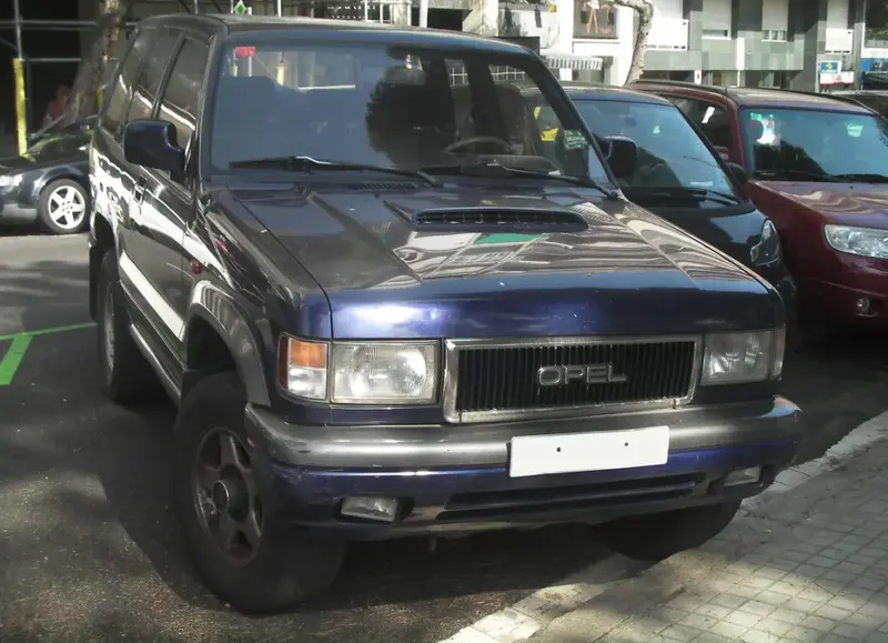 Opel Monterey
