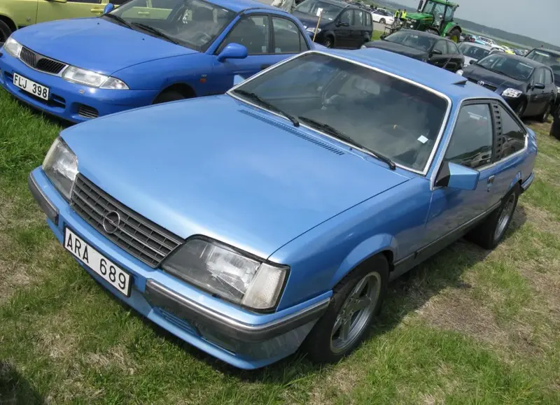 Opel Monza - 2