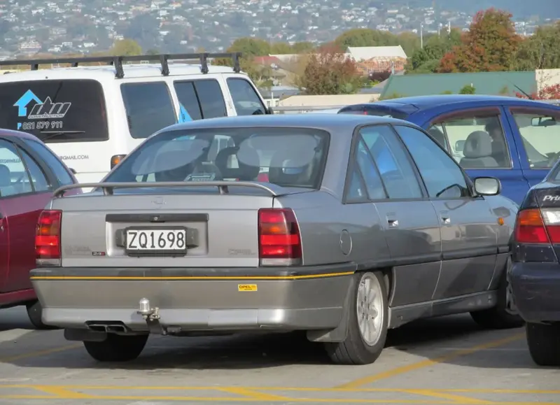 Opel Omega - 2