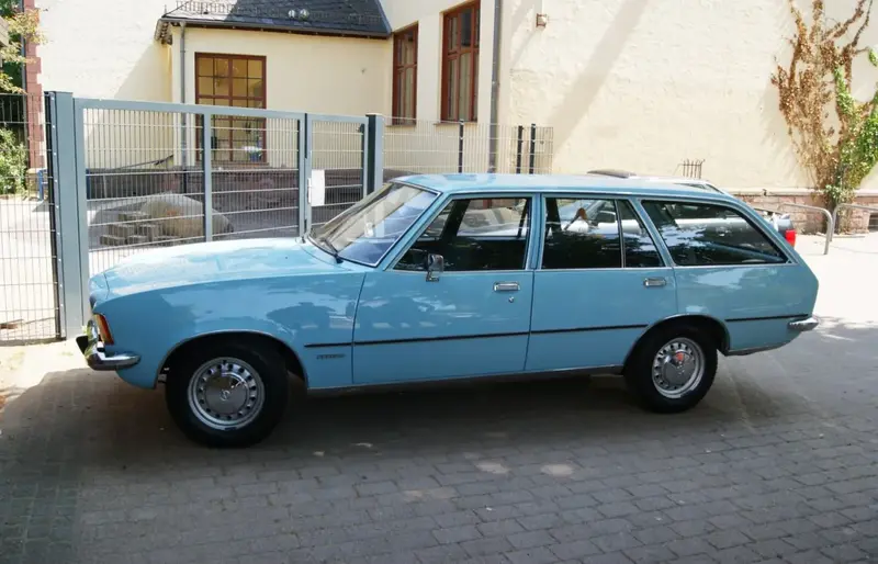 Opel Rekord - 2