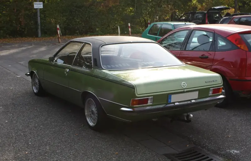 Opel Rekord - 2