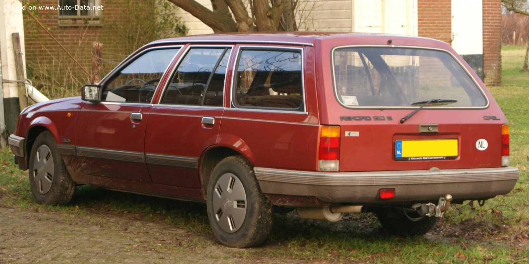 Opel Rekord Rekord E Caravan (facelift 1982)