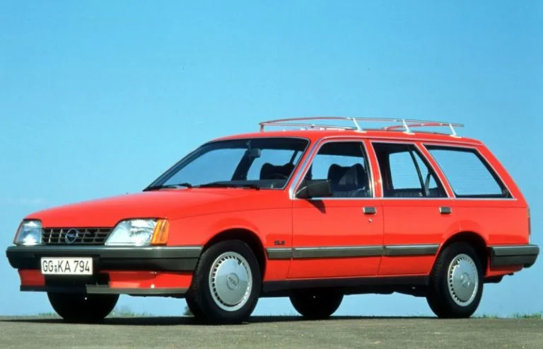 Opel Rekord Rekord E (facelift 1982)