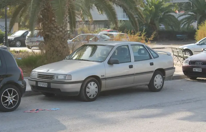 Opel Vectra - 2
