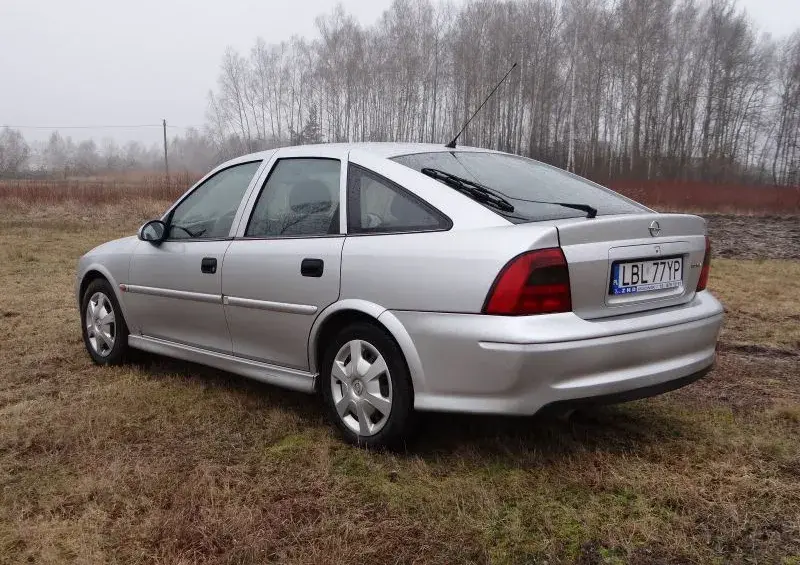 Opel Vectra - 4