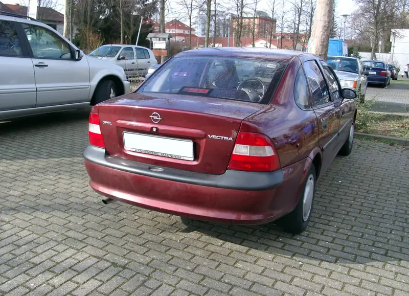 Opel Vectra - 2