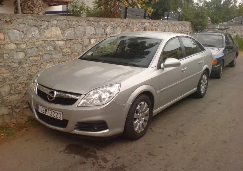 Opel Vectra Vectra C CC (facelift 2005)