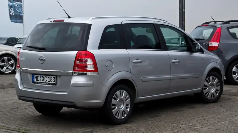 Opel Zafira - 2